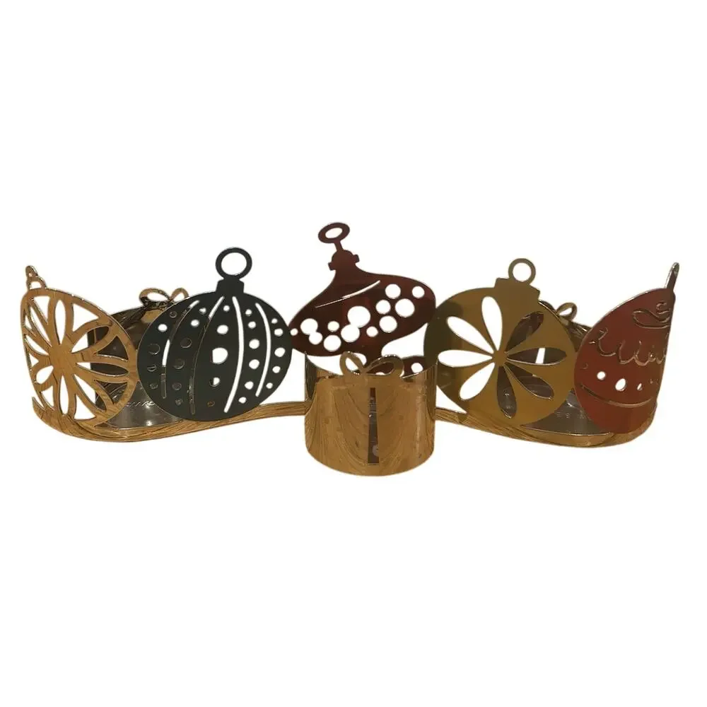 N/A christmas ornament